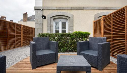 Apartment with Terrace