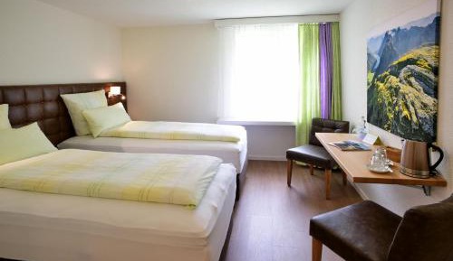 Double Room with Mountain View