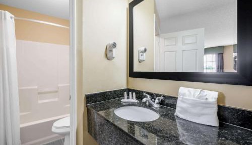 King Room - Non-Smoking