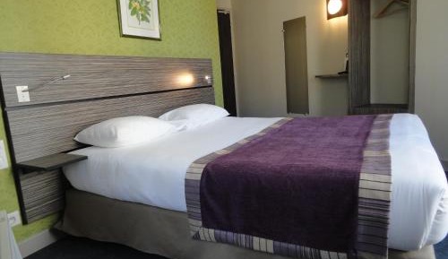 Family Suite (4 People)