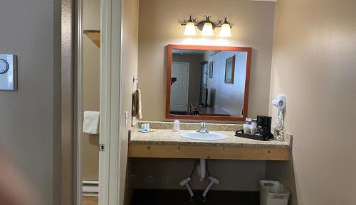 Deluxe Double Room with Shower