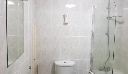 Single Room with Shared Bathroom