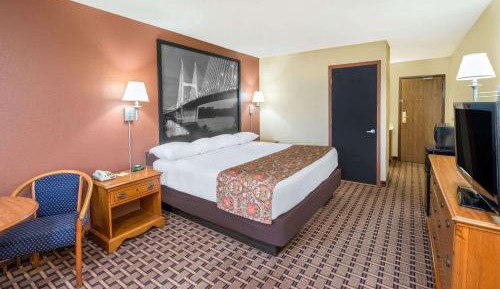 King Room - Non-Smoking