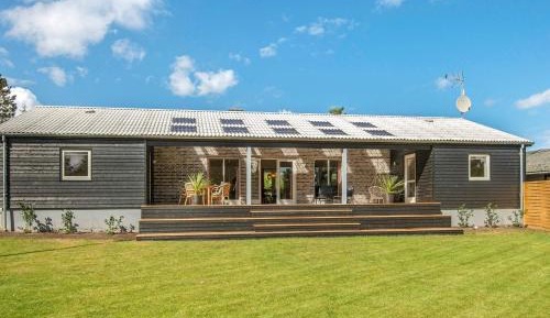 Three-Bedroom Holiday Home 