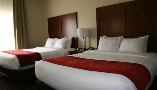 Queen Room with Two Queen Beds - Accessible/Non-Smoking 
