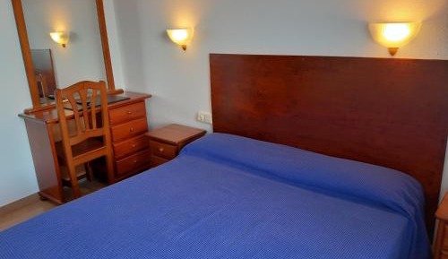 Family Room with Front Sea View (2 Adults + 3 Children)