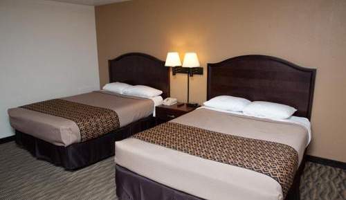 2 Queen Beds Non-Smoking