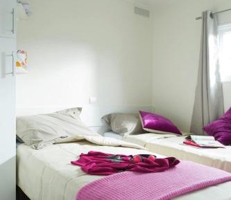 Prestige Two-Bedroom Cottage ( 4/6 Adults)