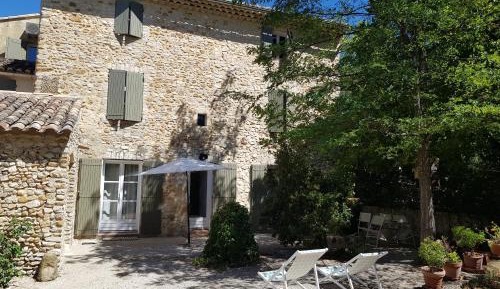 Apartment with Garden View