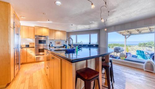 Four bedroom holiday home 