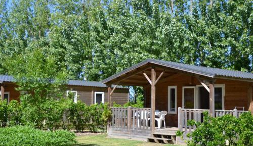 Chalet (4-6 Adults)
