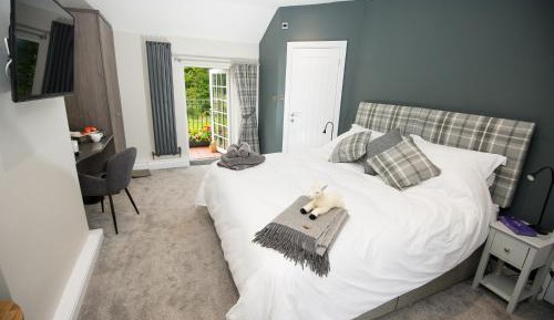 Superior Double or Twin Room with Garden View