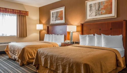Queen Room with Two Queen Beds - Accessible/Non-Smoking 