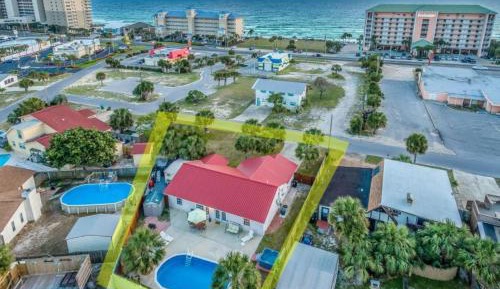 Three-Bedroom Vacation Home 