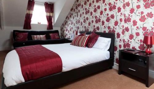 Deluxe Double Room with Shower