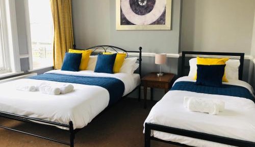 Triple Room with Shower