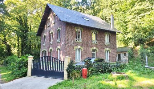 Six-Bedroom House