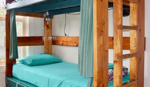 Bunk Bed in 8-Bed Female Dormitory Room