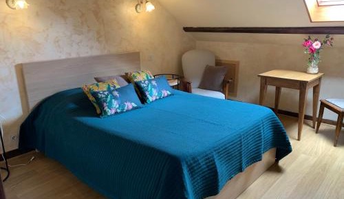 Double Room with Private Bathroom