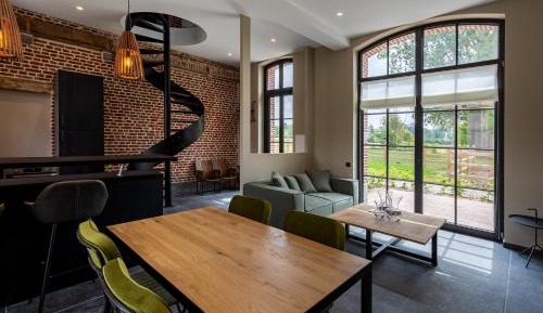 Apartment with Terrace