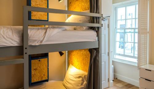 Bed in 4-Bed Mixed Dormitory Room with Shared Facilities