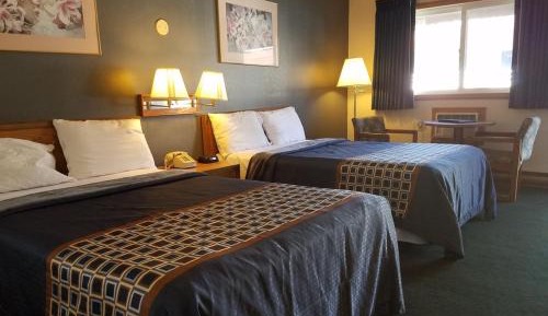 Deluxe Double Room with Two Double Beds - Non-Smoking