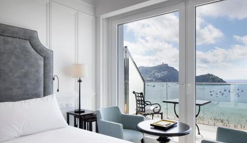 Double Room with Terrace Sea View