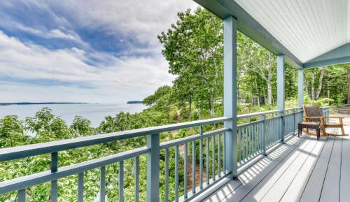 Three-Bedroom Vacation Home 