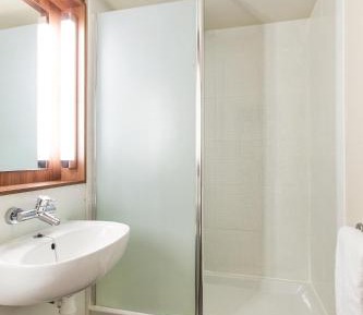 Chambre Lits Jumeaux (2 lits jumeaux 1 lit d'appoint)