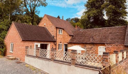 Three-Bedroom Cottage