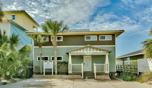 Four-Bedroom Vacation Home