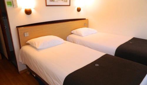 Twin Room with One Junior Bed (Up To 10 Years)