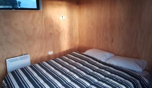 Queen Room with Shared Bathroom