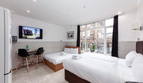 Super Family Apartments