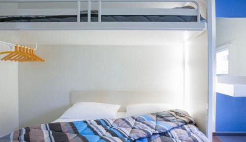 Triple Room with Shared Bathroom