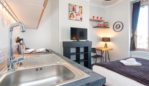 Studio (2 Adults)