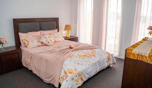 Suite with Mountain View