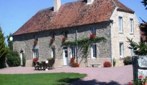 Cottage with Garden View