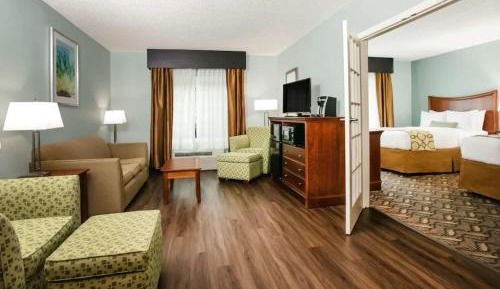 One-Bedroom Suite with Two Double Beds -  Non-Smoking