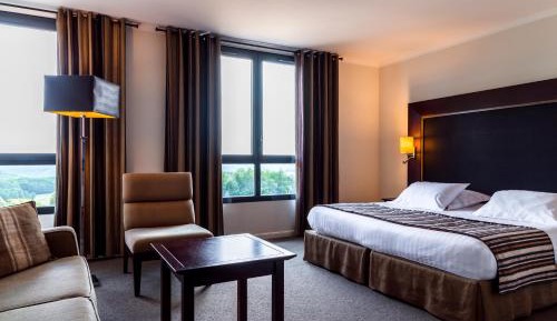 Deluxe Double Room with Golf View