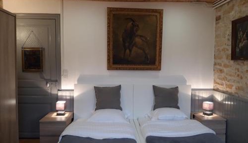 Twin Room with Private Bathroom