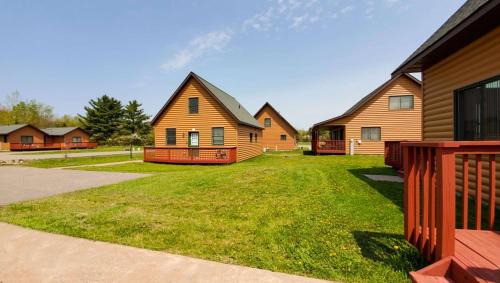 Holiday Home (Non- Pet friendly)