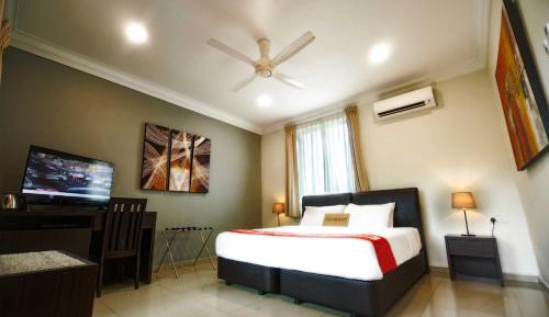 Deluxe Double or Twin Room