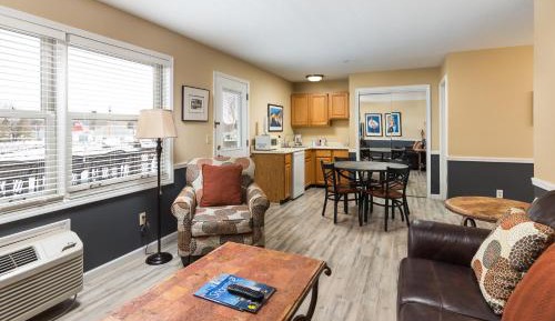 Two-Bedroom Suite
