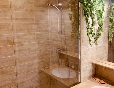 Comfort Studio with Balcony & Mountain View (3 Adults)