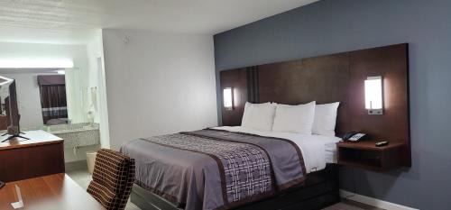 King Room - Non-Smoking