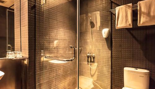 Deluxe Twin Room with Two Double Beds