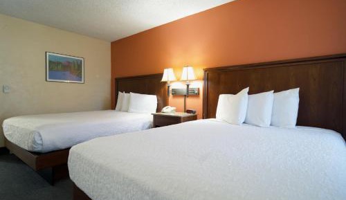 Queen Room with Two Queen Beds - Non-Smoking