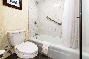 Suite with Spa Bath