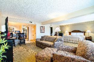 Superior Room with Two Queen Beds and Bath Tub - Non-Smoking